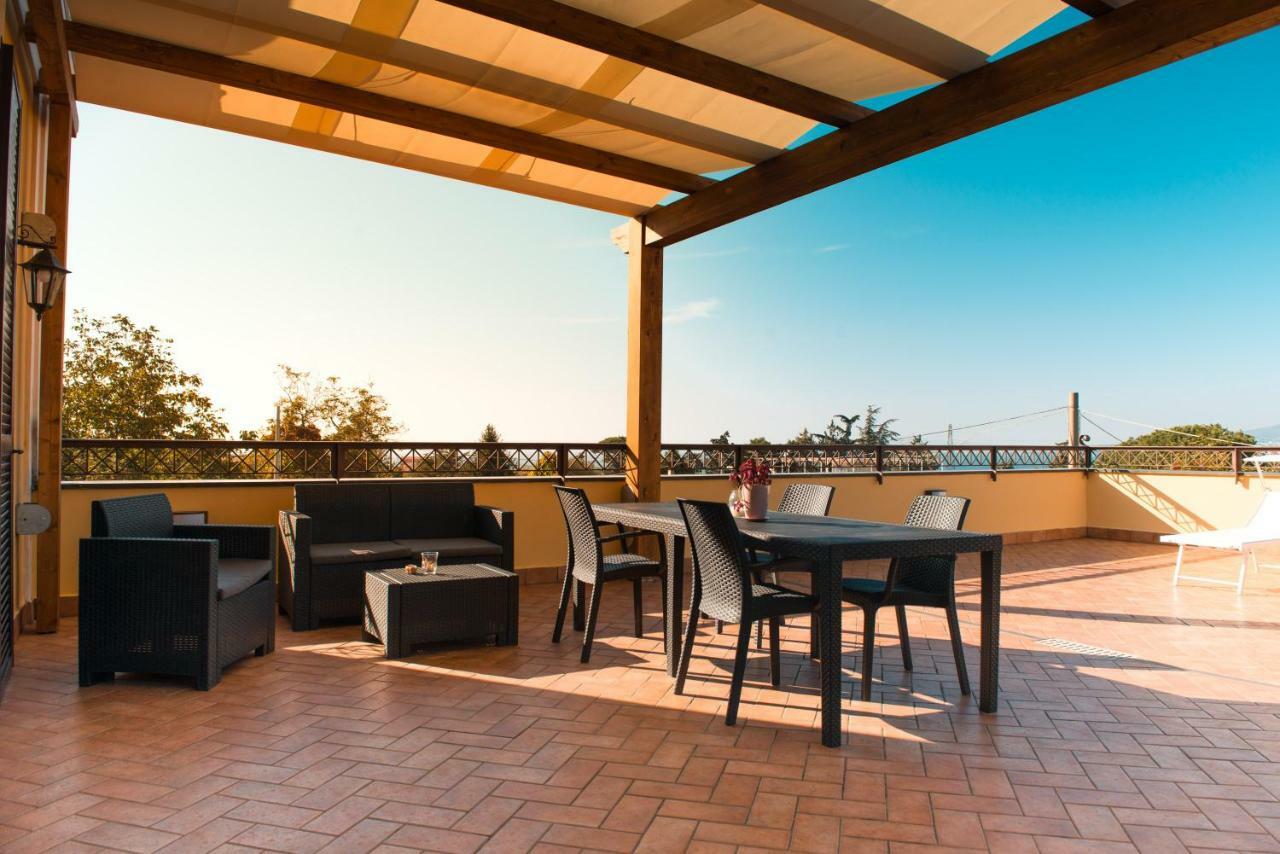 Villa Lucia Terrazza Panoramica Castellammare di Stabia Buitenkant foto