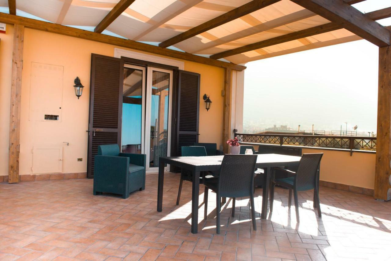 Villa Lucia Terrazza Panoramica Castellammare di Stabia Buitenkant foto